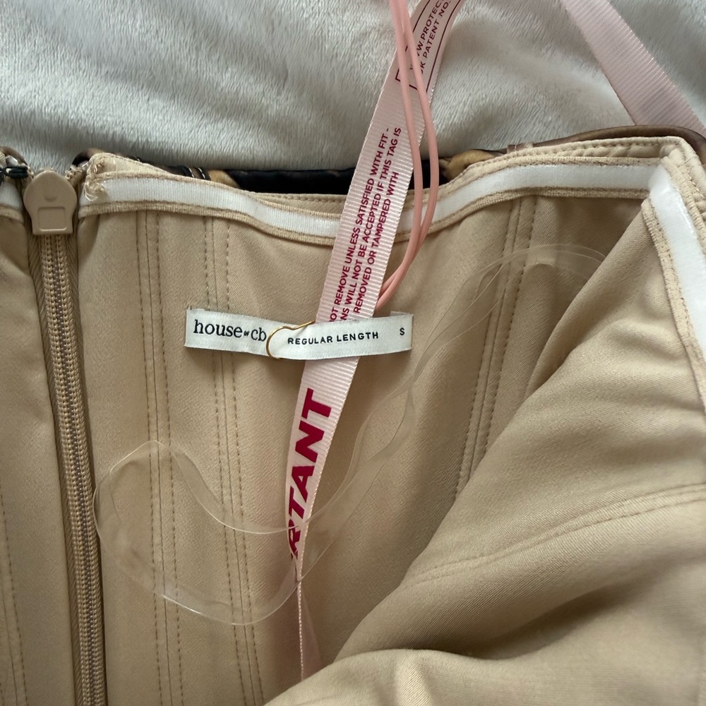 House of CB Leopard Print Strapless Bodycon Dress in Brown and Black - Picture 4 of 7